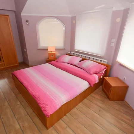 One-bedroom Near Sea 1 Apartament *